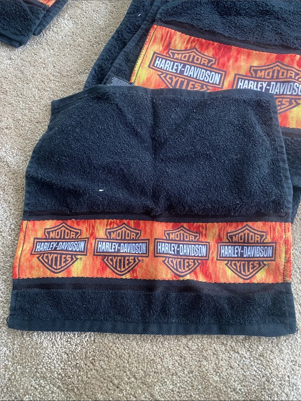 Harley-Davidson Black Towels with Orange Flame Bar & Shield Trim - used - Picture 2 of 7